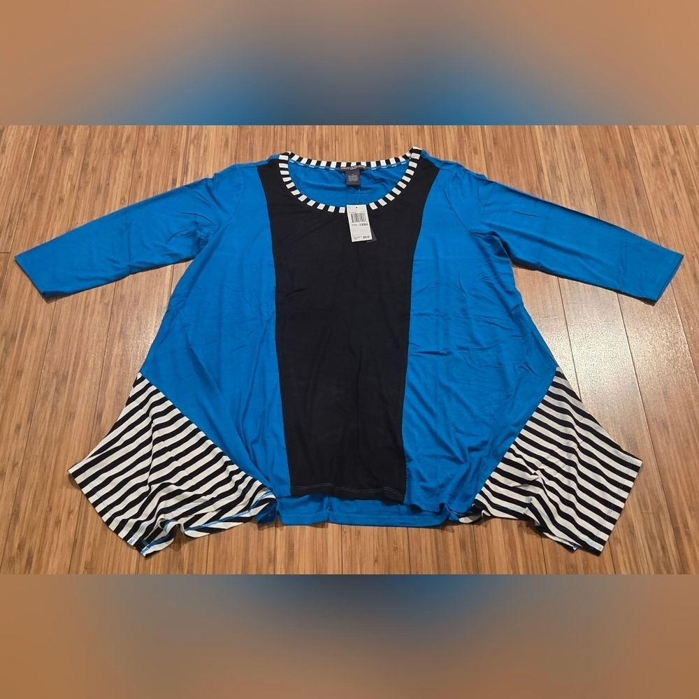 NWT Chelsea & Theodore Blue and Black Striped Tunic Top
